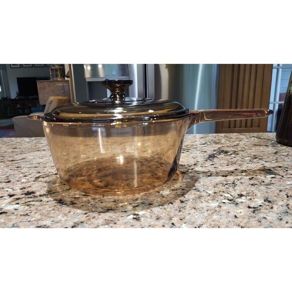 VTG Corning Ware Vision Amber Glass Cookware 2.5 Liter Sauce Pan & Lid - Picture 9 of 12